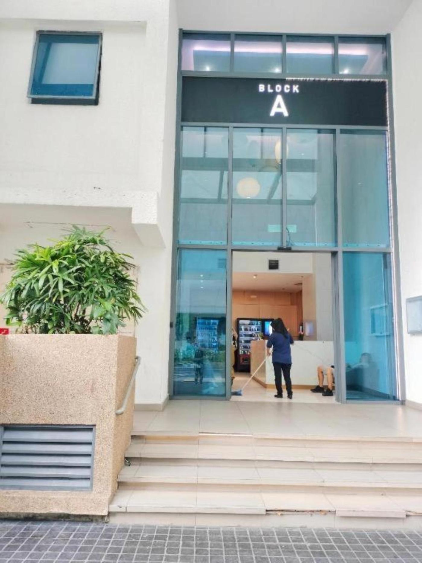 The Luxe Suites Klcc By Cozy Stay Kuala Lumpur Exterior foto